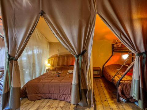 Tente en toile et en bois 4 personnes - Caraibe 3 Pièces 4 Personnes