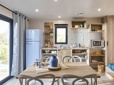 Mobilhome 4 personnes - Cottage Vintage climatisé + TV 25m² 4 pers