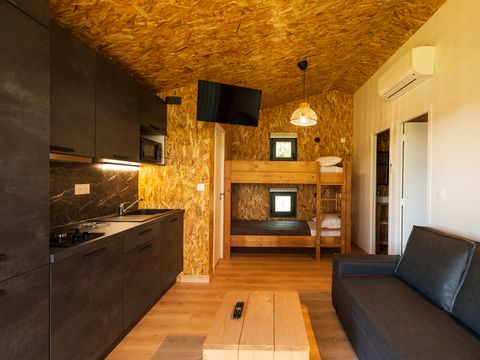 BUNGALOW 6 personnes - CABANE 4/6 PERSONNES