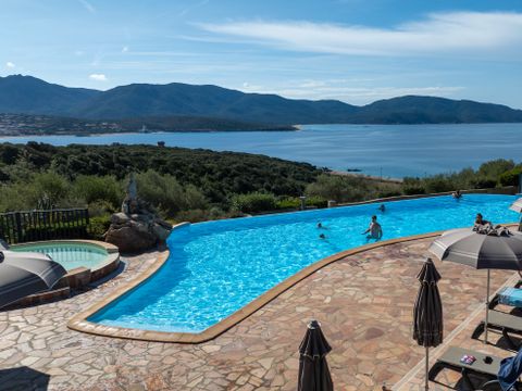 CHALET 5 personnes - Chalet STELLA - 2 chambres. 3 chalets (S01/S02/S03)