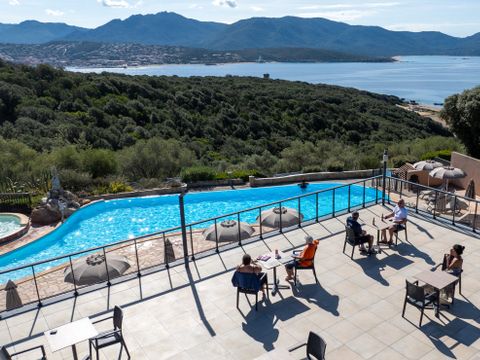 CHALET 5 personnes - Chalet CLASSIQUE - 2 chambres. 4 chalets (A01 à A04)