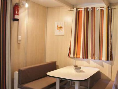 CHALET 5 personnes - Chalet CLASSIQUE - 2 chambres. 4 chalets (A01 à A04)