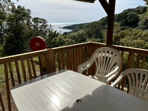 CHALET 5 personnes - Chalet CLASSIQUE - 2 chambres. 4 chalets (A01 à A04)