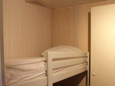 CHALET 5 personnes - Chalet CLASSIQUE - 2 chambres. 4 chalets (A01 à A04)