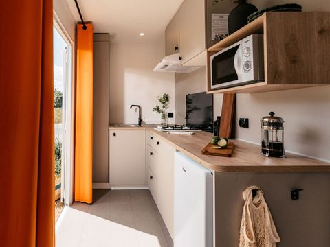 MOBILHOME 2 personnes - CAHITA Etape -  1 chambre (ménage + draps et serviettes)