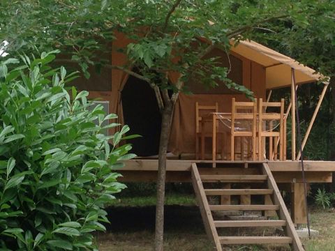 Tente en toile et en bois 4 personnes - Ecolodge
