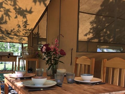 Tente en toile et en bois 4 personnes - Ecolodge