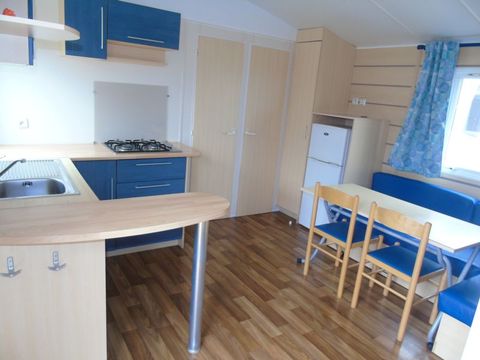 Mobilhome 4/5 personnes - Pour en zone K
