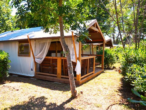 Tente en toile et en bois 5 personnes - Tente Lodge Cottu