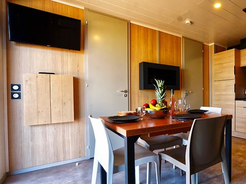 LODGE 9 personnes - Lodge Prestige sur pilotis front mer 7p 3Ch SPA