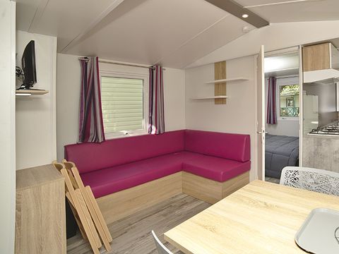 MOBILHOME 7 personnes - Mobil-Optimum 7 Pers.