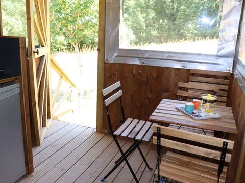 Hébergement 2 personnes - La roulotte 1 chambre avec sanitaires