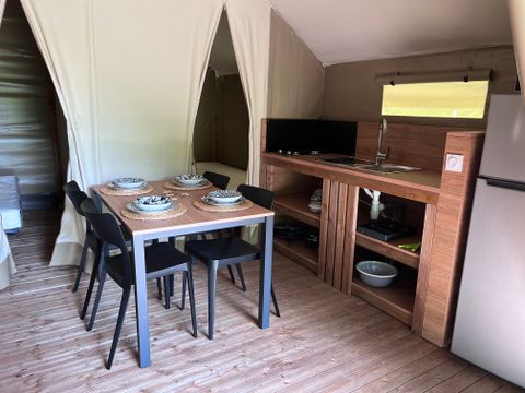 Hébergement 4 personnes - WOODY LODGE 24 M² avec sanitaires