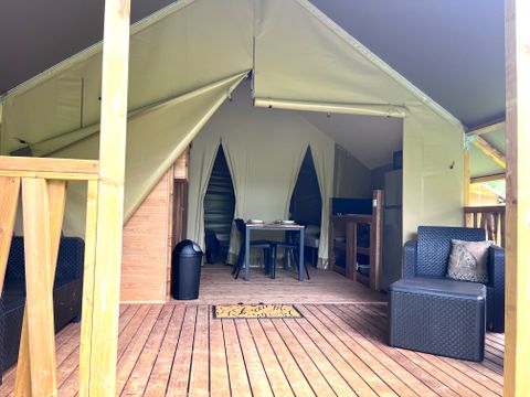 HÉBERGEMENT INSOLITE 4 personnes - WOODY LODGE 24 M²  avec sanitaires