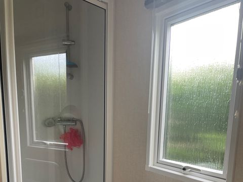MOBILHOME 6 personnes - Mobil Home CC372 - 45 m² - 3 Chambres - LV - Climatisation