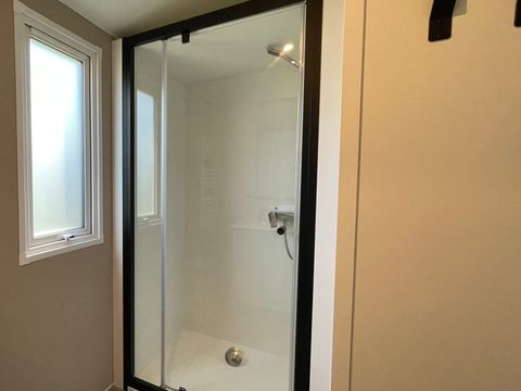 MOBILHOME 4 personnes - Mobil Home CC379 - 40 m² - 2 Chambres -  Climatisation