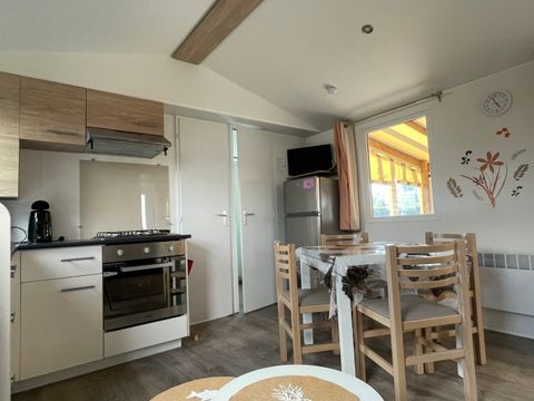 Mobilhome 4 personnes - CC 921 - 32m2 - 2 chambres - CLIM - LAVE LINGE - TV