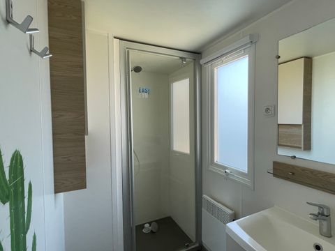 MOBILHOME 4 personnes - CC 921 - 32m2 - 2 CH - CLIM -  LAVE LINGE - TV