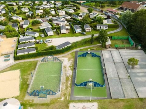 Tour Operateur et particuliers sur camping Les Charmettes -  Funpass non inclus - Camping Charente-Maritime - Image N°4
