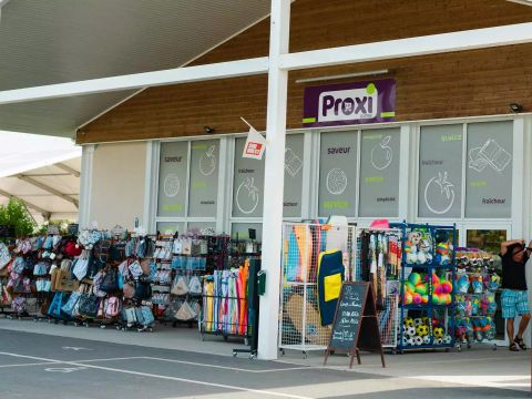 Tour Operateur et particuliers sur camping Les Charmettes -  Funpass non inclus - Camping Charente-Maritime - Image N°12
