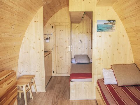 HÉBERGEMENT INSOLITE 2 personnes - Cottage Insolite - Cabane forestière