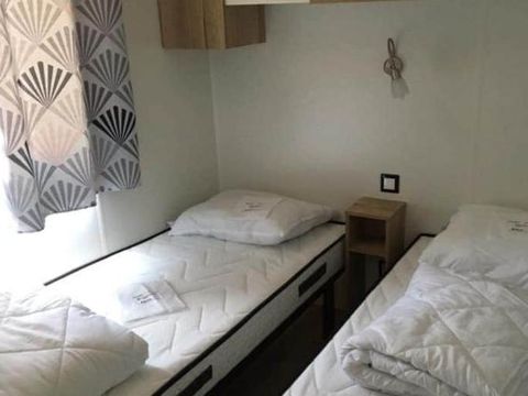 MOBILHOME 8 personnes - 3 chambres 1 Sdb - 422  MFY
