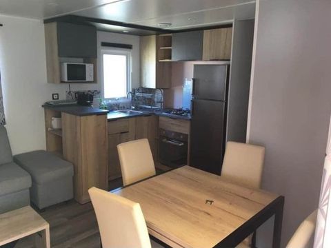 MOBILHOME 8 personnes - 3 chambres 1 Sdb - 422  MFY