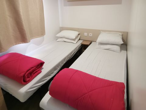 MOBILHOME 8 personnes - 3 chambres 1 Sdb - C14  MFY