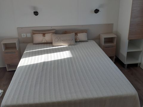 MOBILHOME 8 personnes - 3 chambres 2 Sdb - 901  MFY