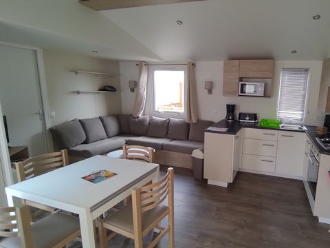 MOBILHOME 8 personnes - 3 chambres 2 Sdb - 901  MFY