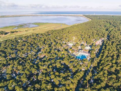 Tour Operateur et particuliers sur camping Bonne Anse - Funpass non inclus - Camping Charente-Maritime - Image N°2