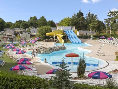 Tour Opérateur et particuliers sur camping Domaine de Dugny - Funpass non inclus - Camping Loir-et-Cher - Image N°3