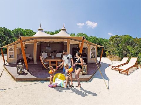 TENTE TOILE ET BOIS 4 personnes - Royal Lodge