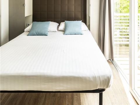 MOBILHOME 6 personnes - Superior Two-Bedroom Camping Home 4+2