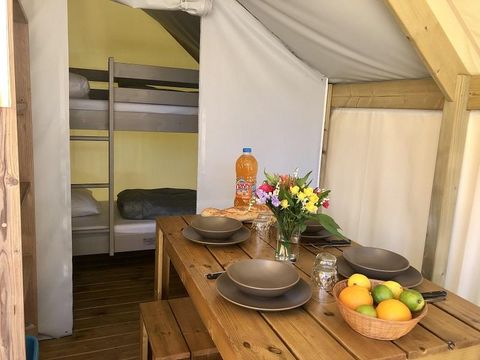 TENTE 4 personnes - ECOLODGE sans sanitaires