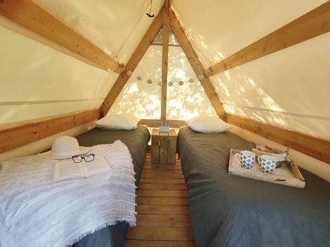 TENTE TOILE ET BOIS 2 personnes - Randonneur TENTE TOILE ET BOIS 2 personnes - Randonneur