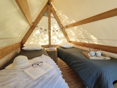 TENTE TOILE ET BOIS 2 personnes - Randonneur TENTE TOILE ET BOIS 2 personnes - Randonneur