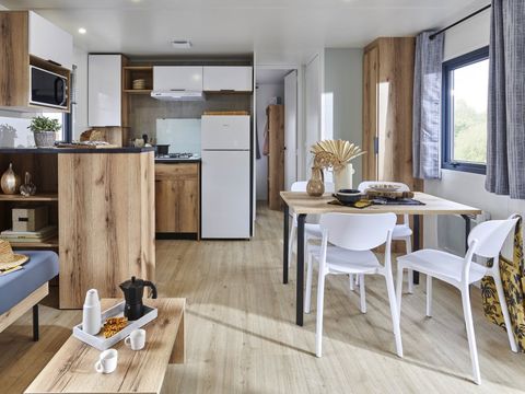 MOBILHOME 4 personnes - Revelleta 32 m², climatisé, 2 chambres