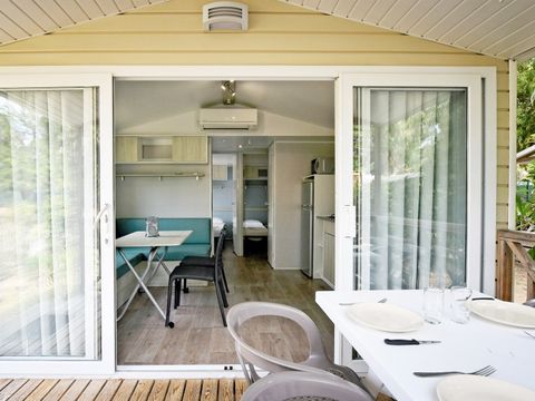 MOBILHOME 4 personnes - Roccapina 33 m², climatisé, 2 chambres