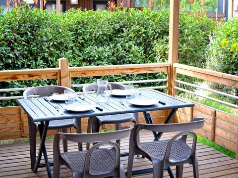 MOBILHOME 4 personnes - Santa-Giulia 32 m², climatisé, 2 chambres