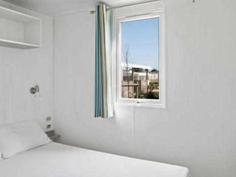 Mobilhome 6 personnes - Comfort | 3 Ch. | 6 Pers. | Terrasse Simple | 1 SDB | Clim.