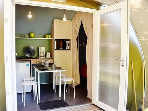 HÉBERGEMENT INSOLITE 4 personnes - Coco Sweet 2 chambres