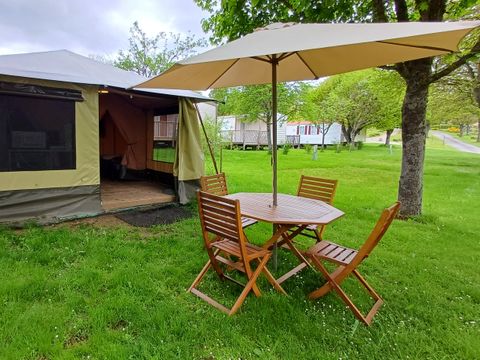 TENTE 4 personnes - LODGE MAYOTTE - TRIGANO sans sanitaires