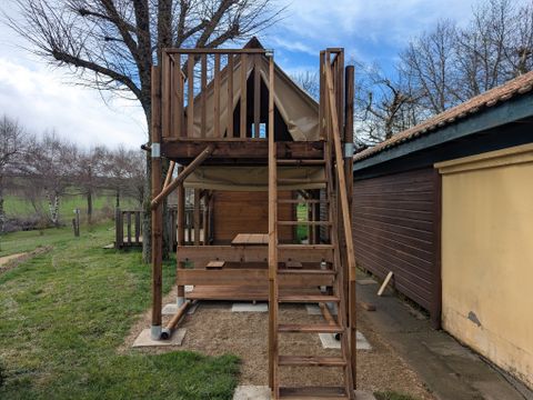 HÉBERGEMENT INSOLITE 2 personnes - Bivouac sur pilotis