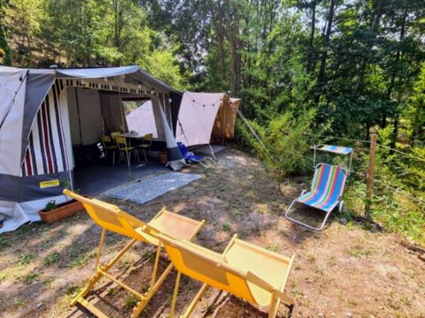 CARAVANE 4 personnes - Caravane vintage et tente 4p
