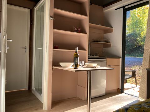 CHALET 1 personne - Standard 10m² - Douche et WC commun + Terrasse couverte