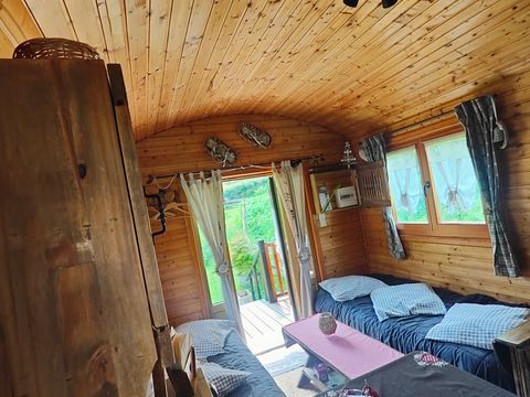 HÉBERGEMENT INSOLITE 4 personnes - Roulotte Edelweiss 18 m²