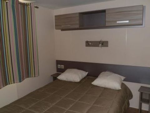 MOBILHOME 4 personnes - Mobil Home Marin 32m² (2 chambres) terrasse couverte + TV