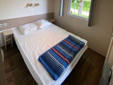 MOBILHOME 6 personnes - COUFLENS DIMANCHE avec terrasse couverte