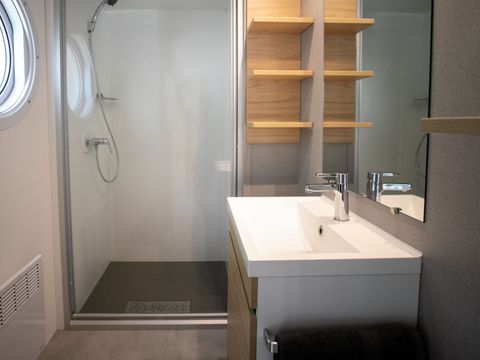 MOBILHOME 6 personnes - 3 chambres MARMOTTE TV LV Terrasse semi-couverte